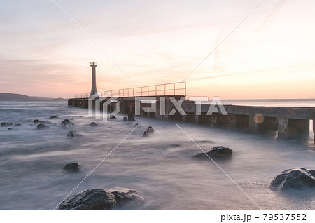 瀬詰崎の夕陽　早崎海峡　長崎　口之津 79537552