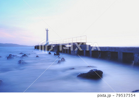 瀬詰崎の夕陽　早崎海峡　長崎　口之津 79537554