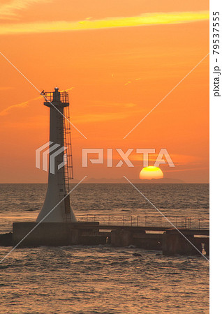 瀬詰崎の夕陽　早崎海峡　長崎　口之津 79537555