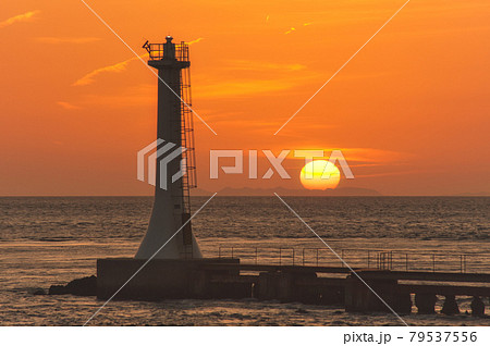 瀬詰崎の夕陽　早崎海峡　長崎　口之津 79537556