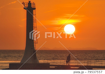 瀬詰崎の夕陽　早崎海峡　長崎　口之津 79537557