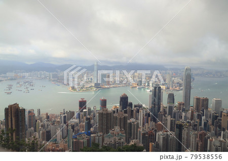 Viewpoint on The Peak before rain sky have rain cloud 11 Jue 2021 79538556
