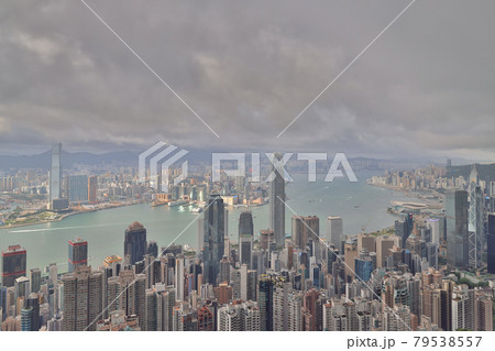 Viewpoint on The Peak before rain sky have rain cloud 11 Jue 2021 Viewpoint on The Peak before rain sky have rain cloud 11 Jue 2021 79538557