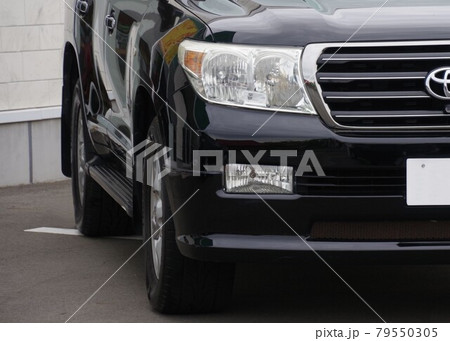 自動車イメージ トヨタランドクルーザー200系のフロントマスク 自動車イメージ トヨタランドクルーザー200系のフロントマスク 79550305