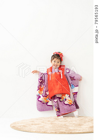 七五三 着付け 3歳 和装 七五三 着付け 3歳 和装 79565193