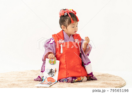 七五三 着付け 3歳 和装 七五三 着付け 3歳 和装 79565196