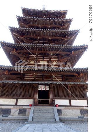 法隆寺　五重塔 79570604