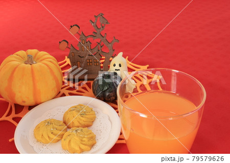 ハロウィンのおやつタイム 79579626