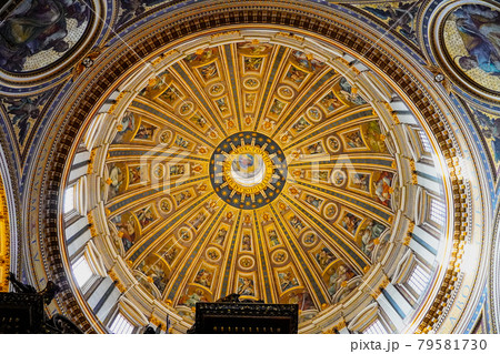 サンピエトロ大聖堂のドーム（内部） 79581730
