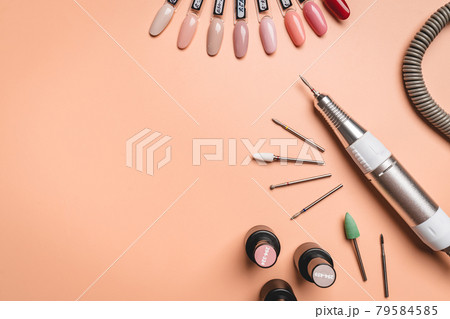 Set of manicure tools 79584585