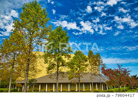 越前陶芸村ー秋 79604417