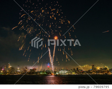 Fireworks celebration of July 4th with the famous Manhattan skyline 79609795
