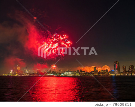 Fireworks celebration of July 4th with the famous Manhattan skyline 79609811