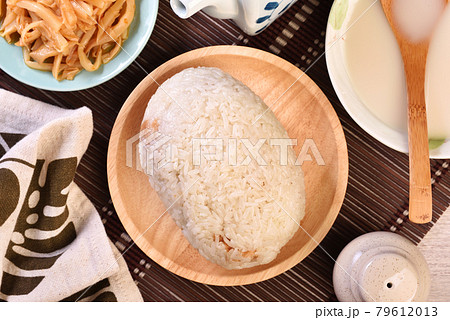 Taiwanese rice ball Taiwanese rice ball 79612013