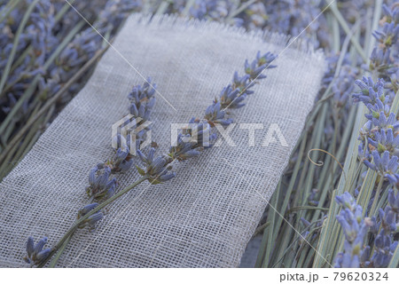 ラベンダーサシェ、ラベンダーポプリ、ドライフラワー、ラベンダーの乾燥、ポプリ、ボタニカル、 79620324