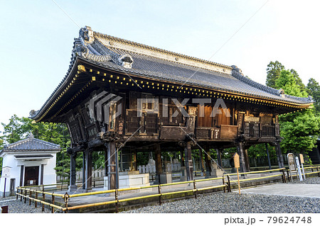 成田山新勝寺 朝日があたる額堂 成田山新勝寺 朝日があたる額堂 79624748