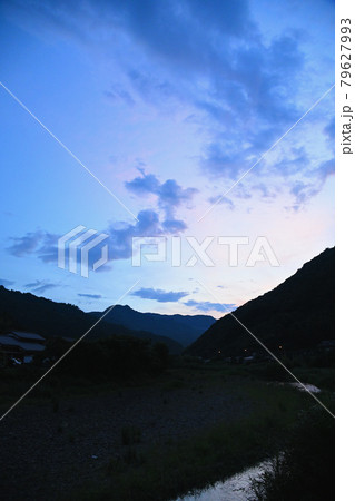 夕焼空 79627993