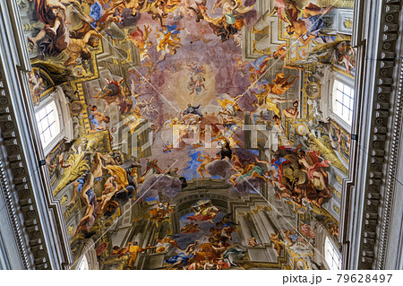 Sant Ignazio church ceiling frescoe, Rome, Italy Sant Ignazio church ceiling frescoe, Rome, Italy 79628497