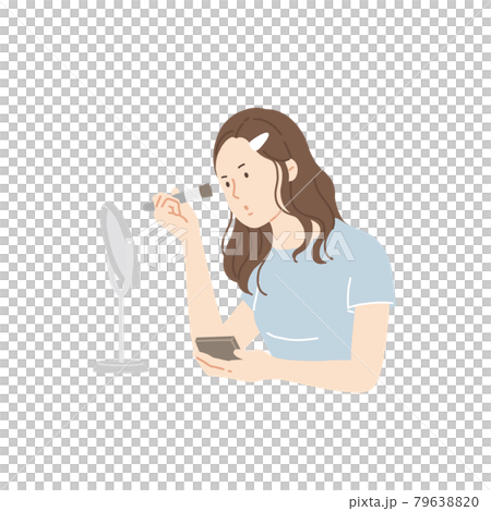 メイクをする女性、出勤前、朝、化粧 79638820