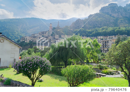 beautiful old town of Provence 79640476