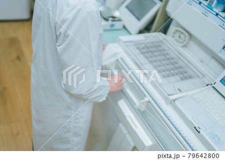 調剤薬局薬剤師 79642800