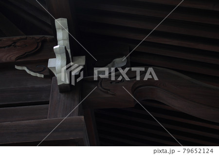 東京浅草・浅草寺境内・三峯神社の組物斗栱 79652124