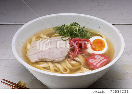 沖縄そば 郷土料理 沖縄県の写真素材