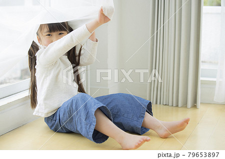 6歳の女の子 79653897