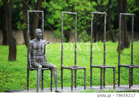 公園 花 造形物 79656217