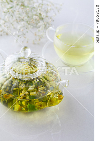 ハーブティ~カモミールティ 79658150