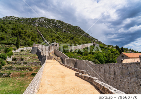 The second longest city wall in the world in Ston near Dubrovnik, Croatia 79660770