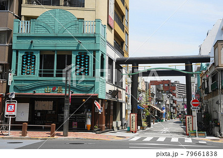 7月　江東402亀戸香取勝運商店街入口 79661838