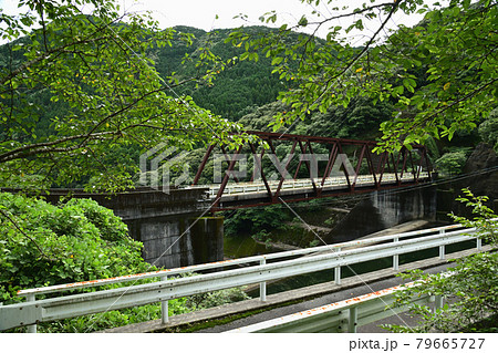 鉄橋 79665727