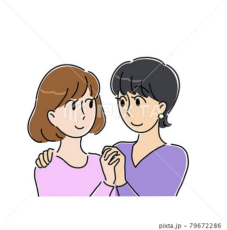 手を繋ぐ同性カップル　女性 79672286