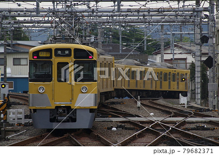 ［SI］西武池袋線2000系電車（通勤急行-10両編成：池袋行） 79682371