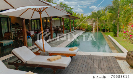 バリ島の伝統的なヴィラ・ホテル バリ島の伝統的なヴィラ・ホテル 79683312