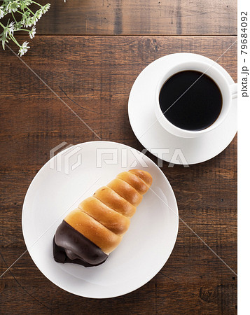 チョココロネパン 79684092