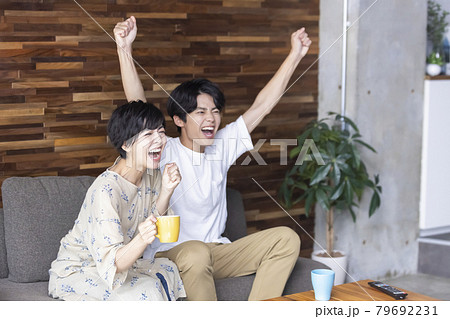 カップル ライフスタイル カップル ライフスタイル 79692231