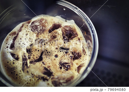 アイスカフェラテ 79694080