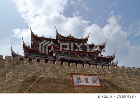 中国四川省アバ・チベット族チャン族自治州松藩県松藩 松州古城の城門延薫門(南門) 中国四川省アバ・チベット族チャン族自治州松藩県松藩 松州古城の城門延薫門(南門) 79694537