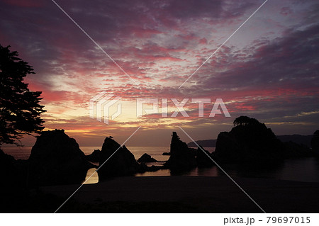 浄土ヶ浜の夜明け 浄土ヶ浜の夜明け 79697015
