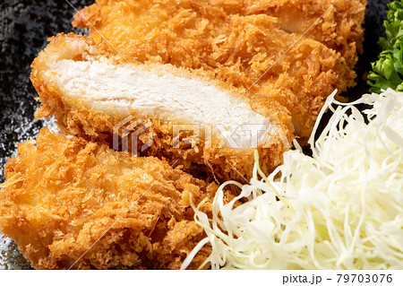 とんかつ(ロースかつ)。 79703076