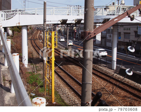 尾道の町まみと坂道 79703608