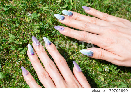 ミラーネイル 79705890