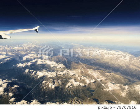 スイス・イタリア北部空撮 アルプス山脈 Switzerland and Italy from sky スイス・イタリア北部空撮 アルプス山脈 Switzerland and Italy from sky 79707916