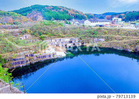 地図にない湖1 79713139