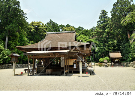 御上神社　拝殿【滋賀県野洲市】 79714204