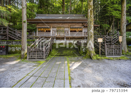 諏訪大社　上社本宮　勅願殿 79715394