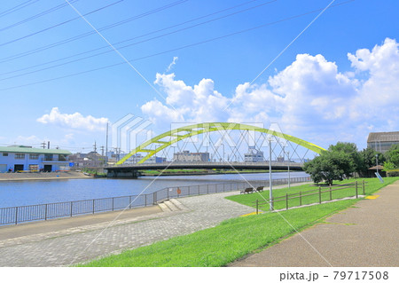 名古屋市港区中川運河といろは橋のある風景 79717508