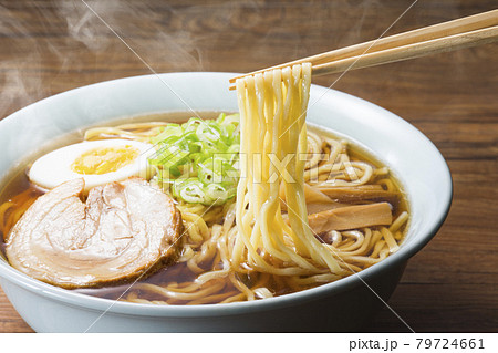 醤油ラーメン 79724661